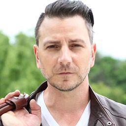 Paul Spitale 飾演 Nate