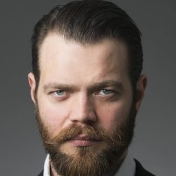 約翰斯祖安尼遜 飾演 Gunnar