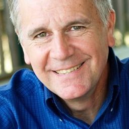 Paul Ryden - 末日突襲演員 飾演Anchor #1