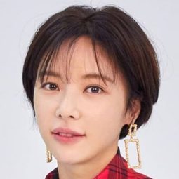 黃正音 飾演 Jae-hwa