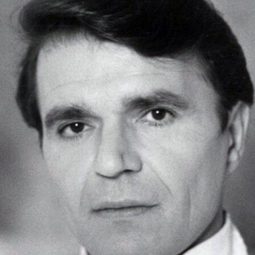 Jean-Pierre Kalfon - Nestor Burma, détective de choc演員 飾演Delpierre