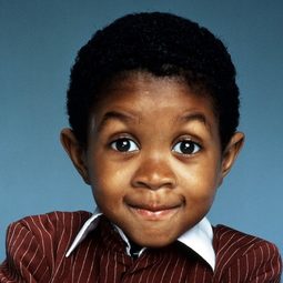 Emmanuel Lewis - Michael Jackson's Boys演員 飾演Self