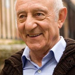 特賽馬·布拉斯柯 飾演 Nervenarzt