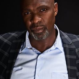 Simo Mogwaza 飾演 Beki