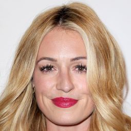 Cat Deeley 飾演 Self