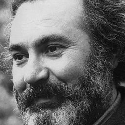 Mario Maranzana 飾演 Mimì Ciova, sindaco di S.Veronica Alta