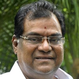 斯里尼瓦薩·饒·科塔 - Srimannarayana演員 飾演