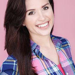 Melissa Puana-Martin 飾演 Cori