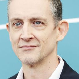 皮特洛·拉古薩 飾演 Luigi Dami Tamburini