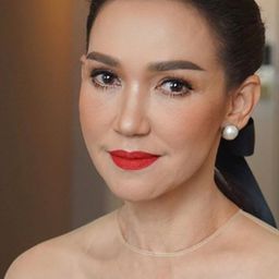 Patthama Panthong 飾演 Pried