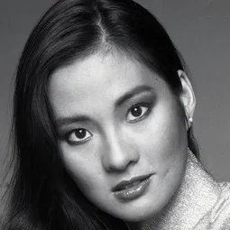 趙家玲 飾演 Hua Li