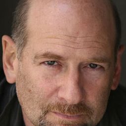 Stephen Mendel - Tidy Endings演員 飾演John