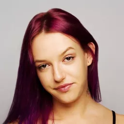 貝亞維奈堤 飾演 Halley