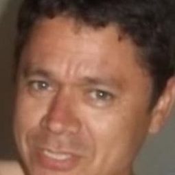 Erasmo Olivera 飾演 Empleado morgue