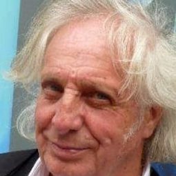 Emanuel Booz 飾演 L'amateur de foot