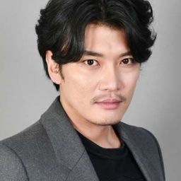 Kim Yoon-sung 飾演 Sang-joon