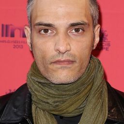 文森·馬赫提內 飾演 Vic