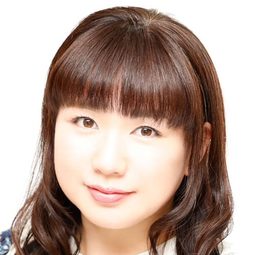 Sakura Nogawa 飾演 Erica Hartmann