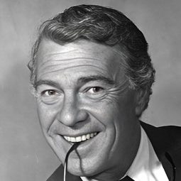 George Rigaud - 倫敦上空的鷹演員 飾演British general