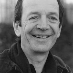 Pierre Baillot 飾演 Pierre