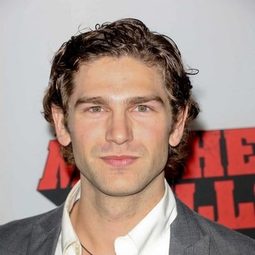 Samuel Davis - 血肉森林：從頭開始演員 飾演Paul