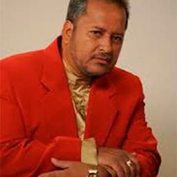 Fabio Restrepo 飾演 Gómez