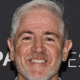 卡洛斯·阿拉斯拉奇 飾演 Skylar (voice)