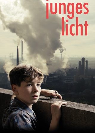 《年輕之光》電影海報