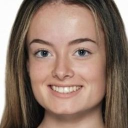 Ali Lyons 飾演 (voice)