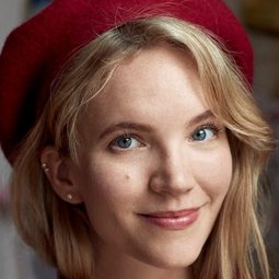 塔姆金·莫欽特 - 赤色戰線：起源演員 飾演Lyra