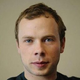 Brendan Fletcher - 神鬼獵人演員 飾演Fryman