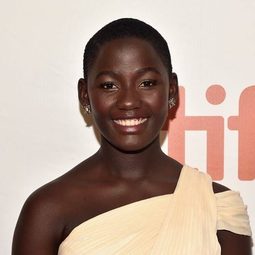 Madina Nalwanga - 逐夢棋緣演員 飾演Phiona Mutesi