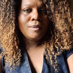 Clodd Dias - 冒牌巨星演員 飾演Médica