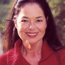 Regina Lemnitz 飾演 Nanny (voice)