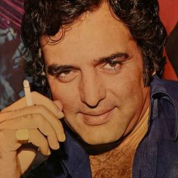 費羅茲·可汗 飾演 Ranvir Dhanraj Xaja "RDX"