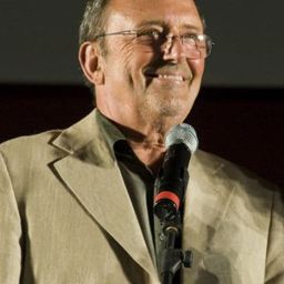 Sergio Donati 飾演 Self