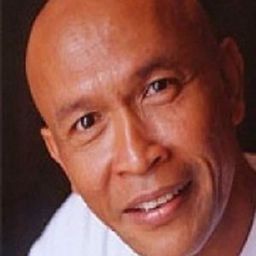 Ramli Hassan 飾演 Halim (zaman Jepun)