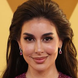 雅絲敏·薩布里 飾演 سلمى