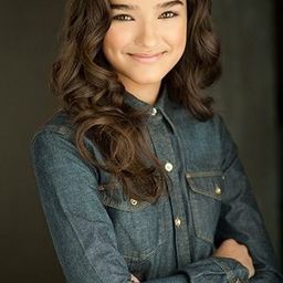 Kennedy Montano - 搏·激·戰演員 飾演Ana Chang