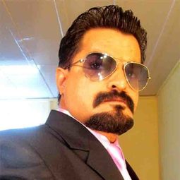 Rocky Verma - 痛擊演員 飾演Khalid Asgar