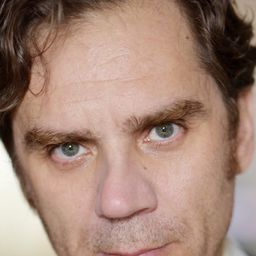 安德烈亞·布魯斯奇 飾演 Dr. Prosperi