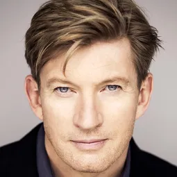 大衛·溫漢 飾演 Dilios