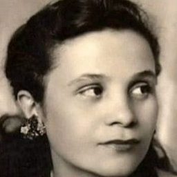 瑪麗亞·維諾格拉多娃 飾演 