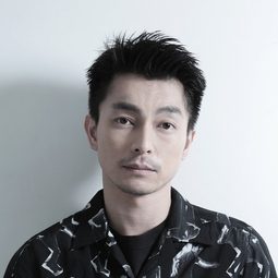 遠藤雄彌 飾演 