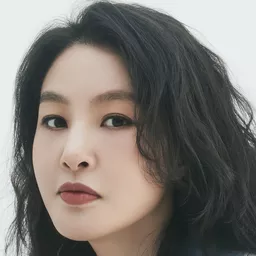 樸智英 飾演 Kim In-sook