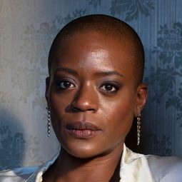 T'Nia Miller 飾演 Sadie