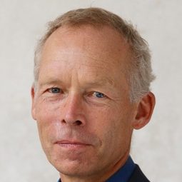 約翰·羅克斯特倫 飾演 Self