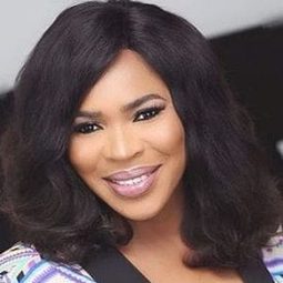 法希雅·巴洛岡 飾演 Erinfunto