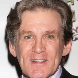 安東尼·希爾德 - 天生小棋王演員 飾演Fighting Parent