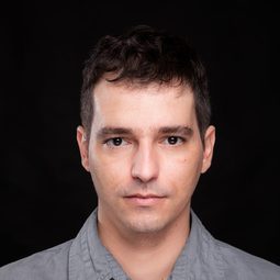 Erik Probanza - Stars to Wish Upon演員 飾演Miguel